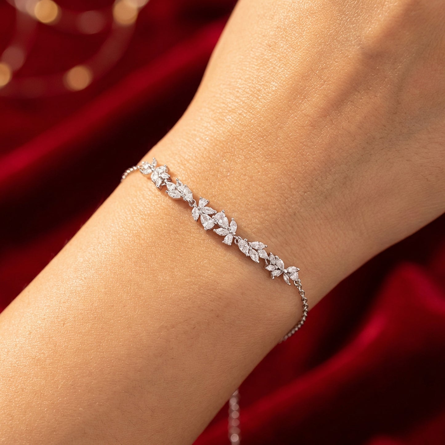 Silver Leaf Elegance Bracelet