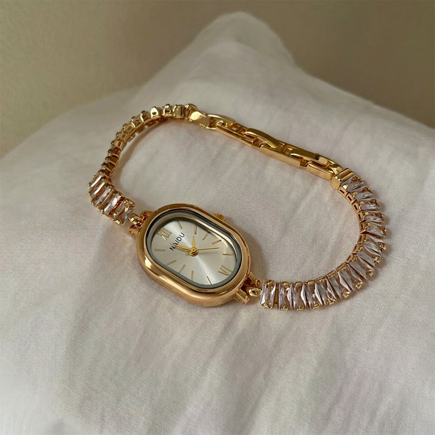 Crystal Royale Luxe Watch