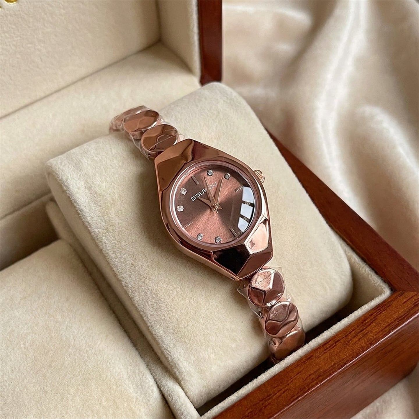 Rose Glamour Luxe Watch