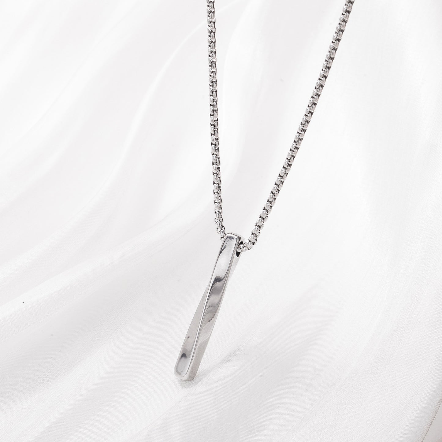 Urban Edge Bar Pendant Necklace
