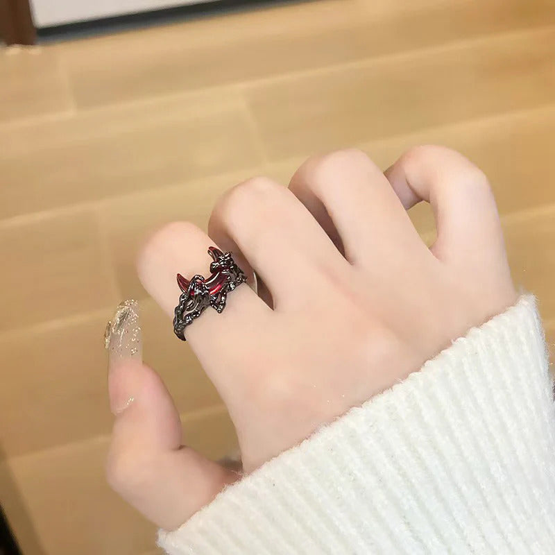 Crimson Horn Ring