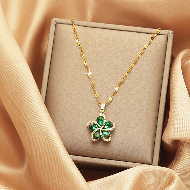 Emerald Clover Pendant Necklace